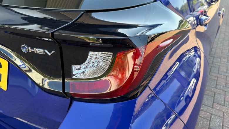 Toyota Yaris 1.5 Hybrid Icon 5dr CVT Hybrid Hatchback